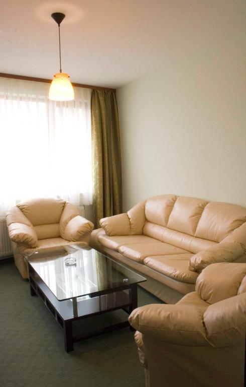 Family Hotel Zora ราซล็อก ห้อง รูปภาพ